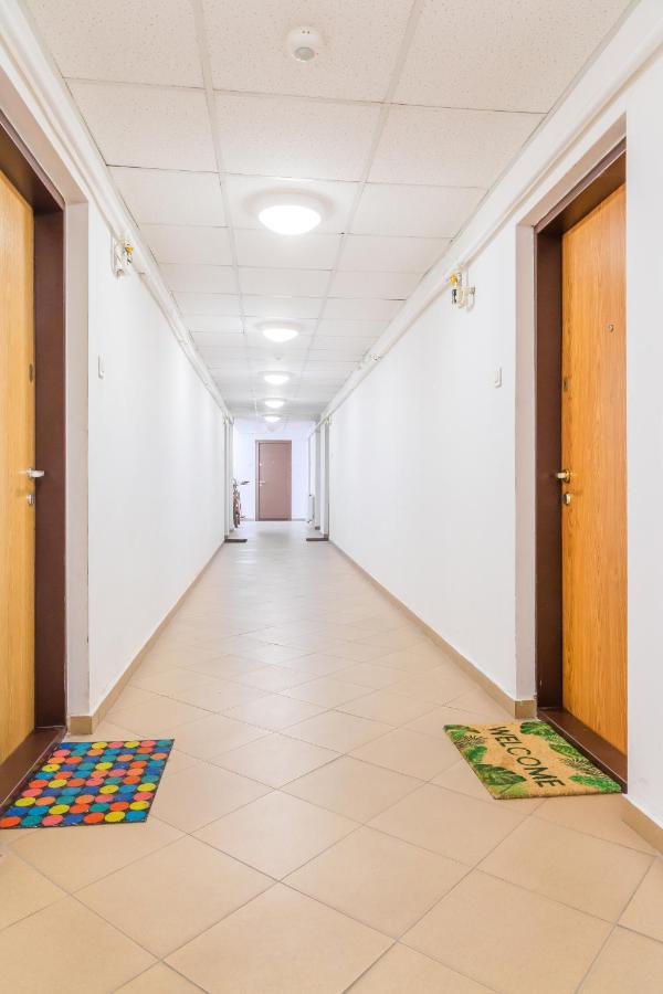 Lovely Apartment With City View بوخارست المظهر الخارجي الصورة
